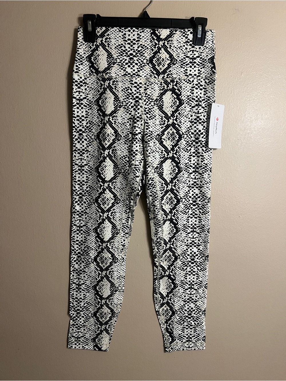 Black & White Snake Print High-Rise Leggings